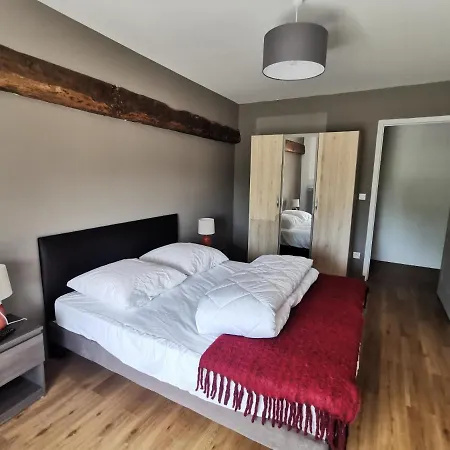 Thais Tatil Evi